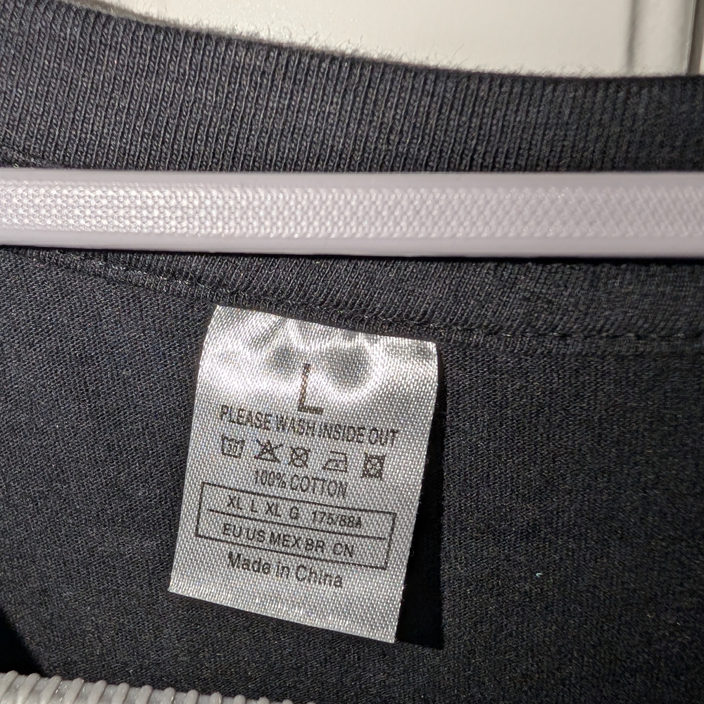 🥊🔥FIGHT NIGHT "Iron Mike Tyson" Men's Black Graphic Boxing Crewneck T-Shirt - Picture 3 of 4